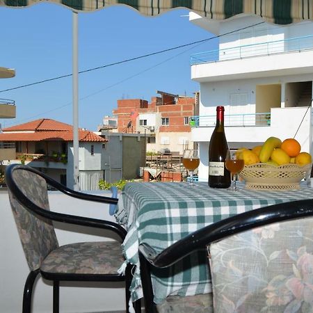 Villa Viktor Sarandë Exterior foto