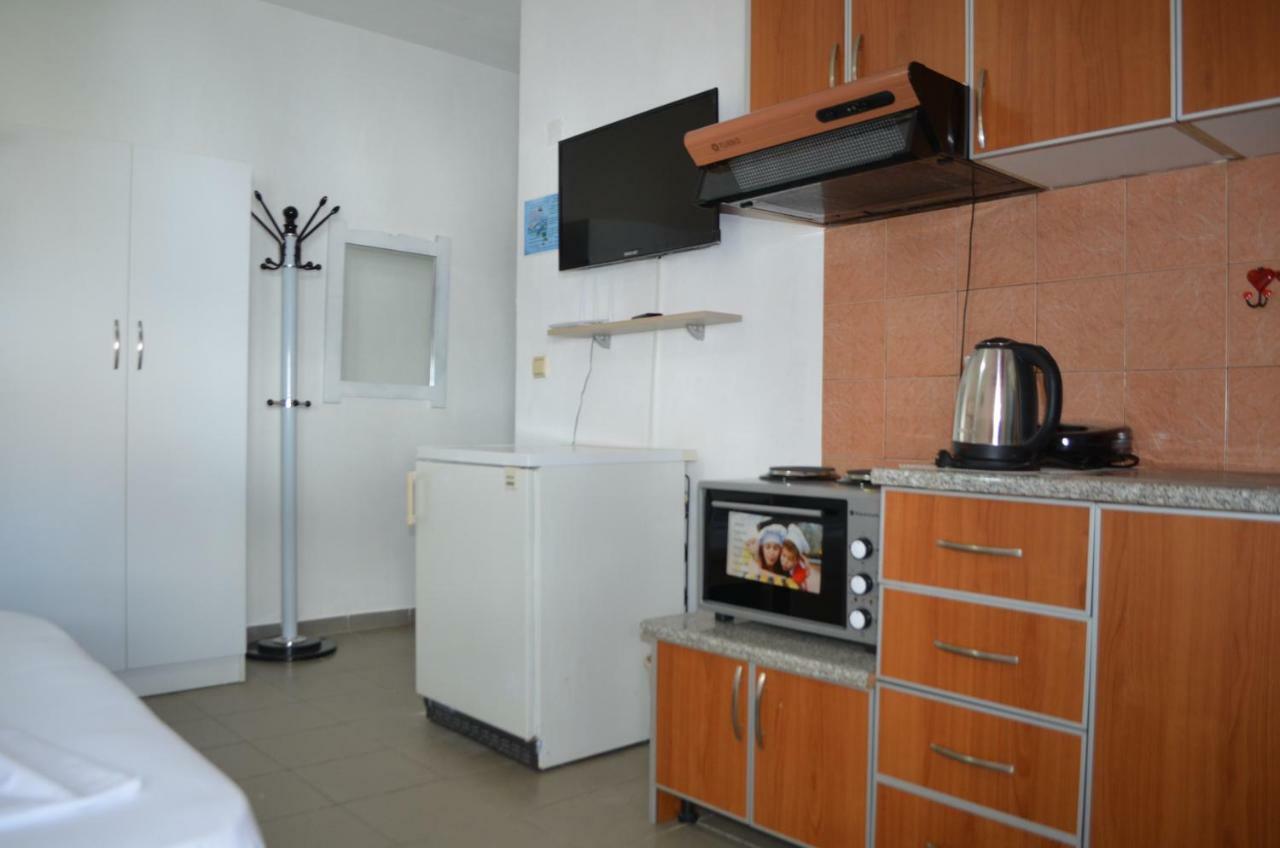 Villa Viktor Sarandë Exterior foto